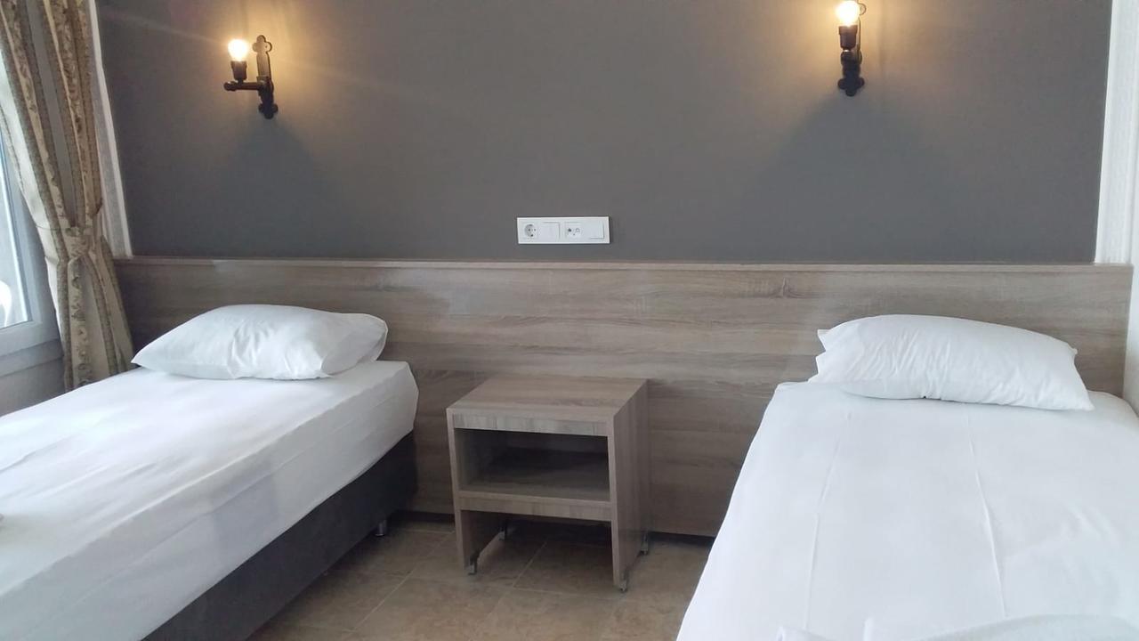Hotel Leon Foça Buitenkant foto