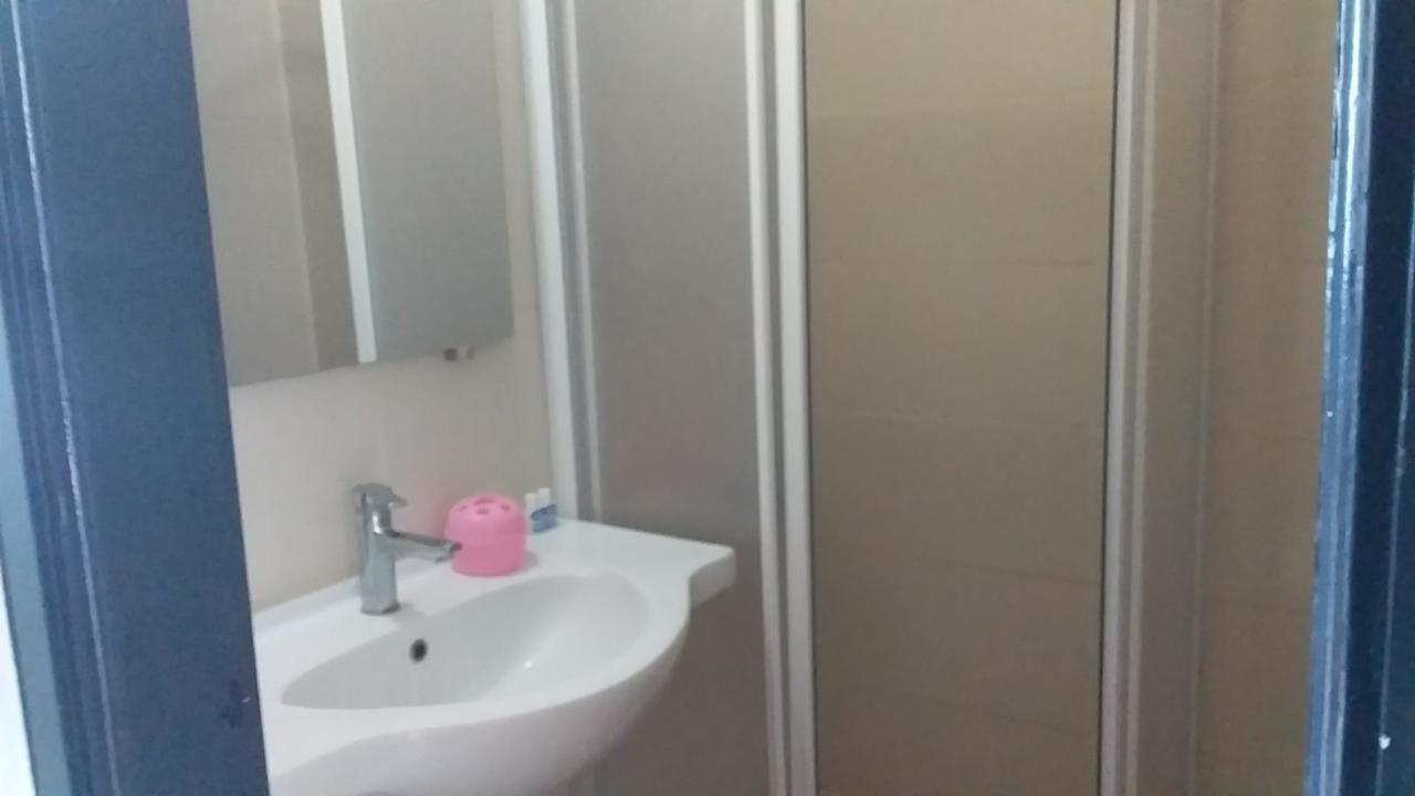 Hotel Leon Foça Buitenkant foto