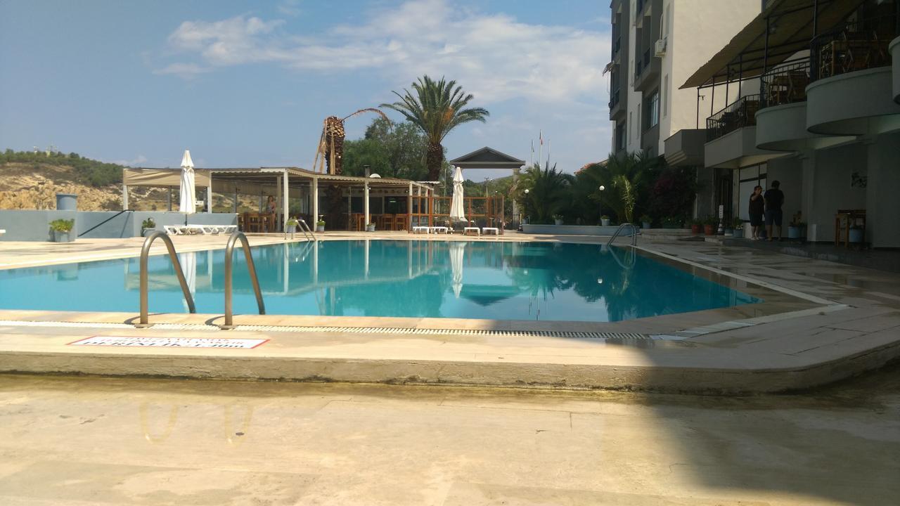 Hotel Leon Foça Buitenkant foto