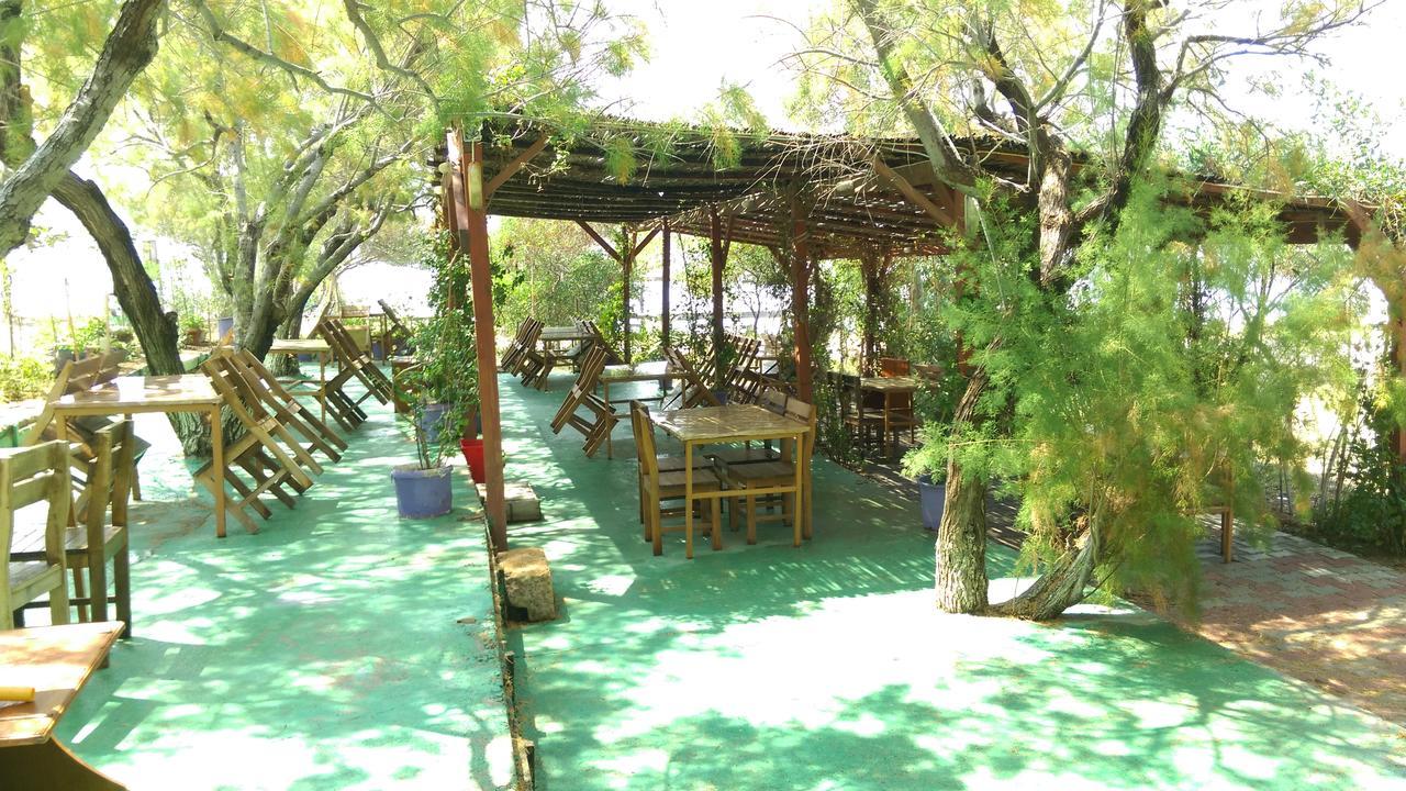 Hotel Leon Foça Buitenkant foto